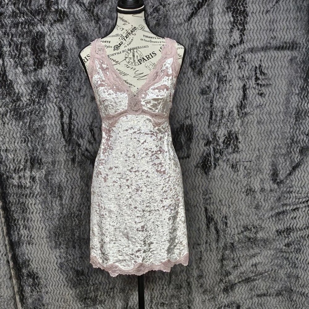 Victoria Secret Slip Dress Sz M Pink Velvet Burnout Lace Mini Babydoll Y2K